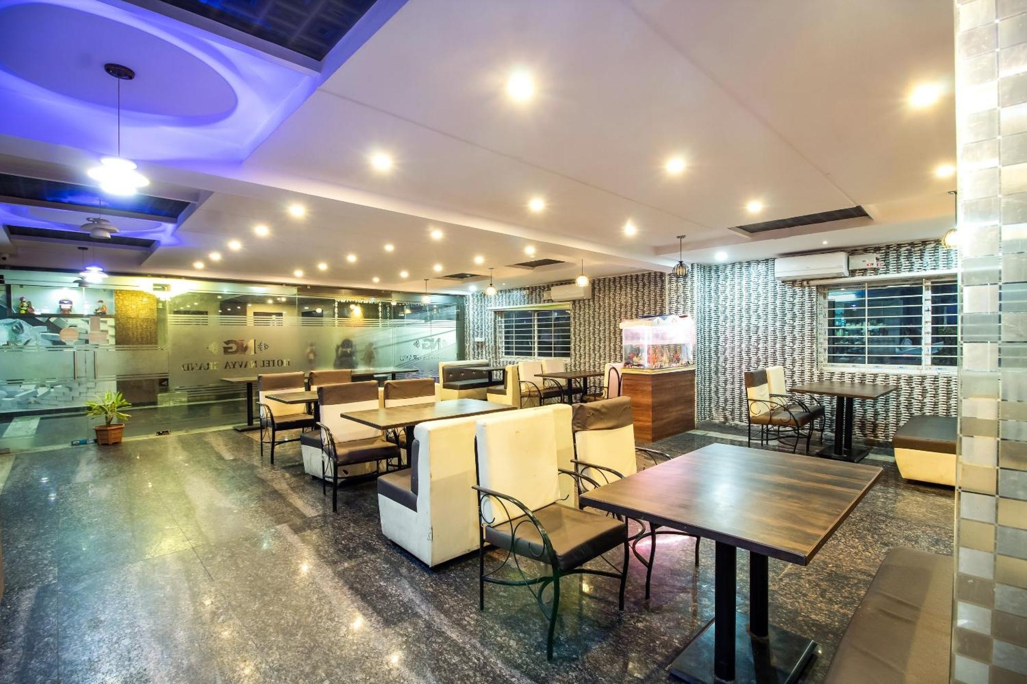 首都o 7648斯里纳夫亚大酒店 海得拉巴 外观 照片